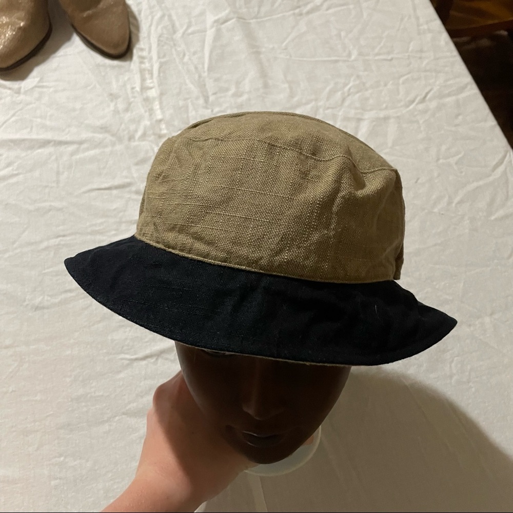 Liz Claiborne reversible hat
